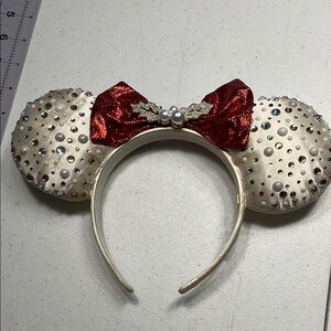 DISNEY BAUBLEBAR Holiday Minnie Ears